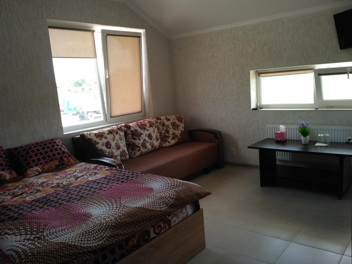 Motel Łuck Zewnętrze zdjęcie